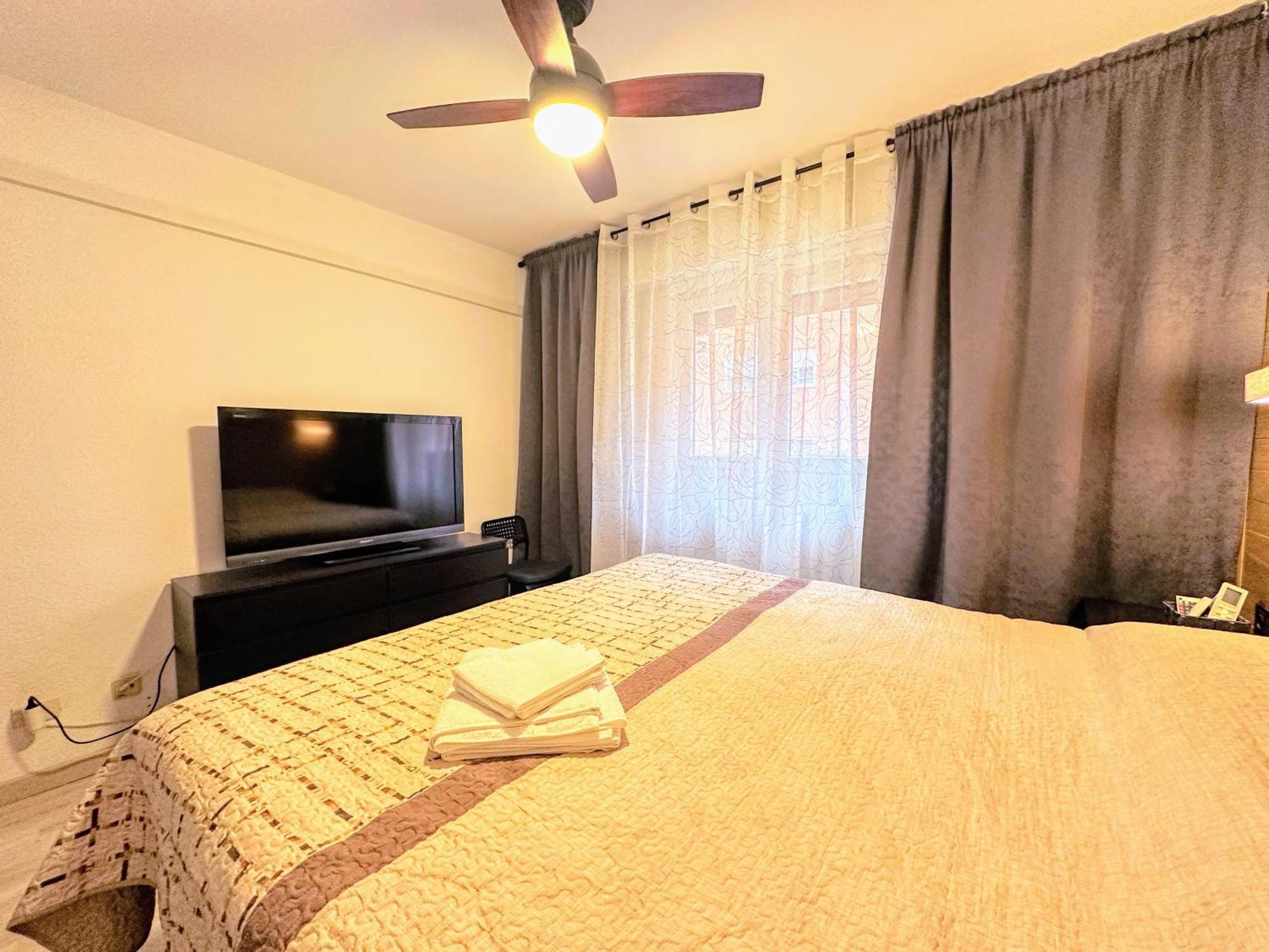 ולנסיה Apartment Monfort מראה חיצוני תמונה
