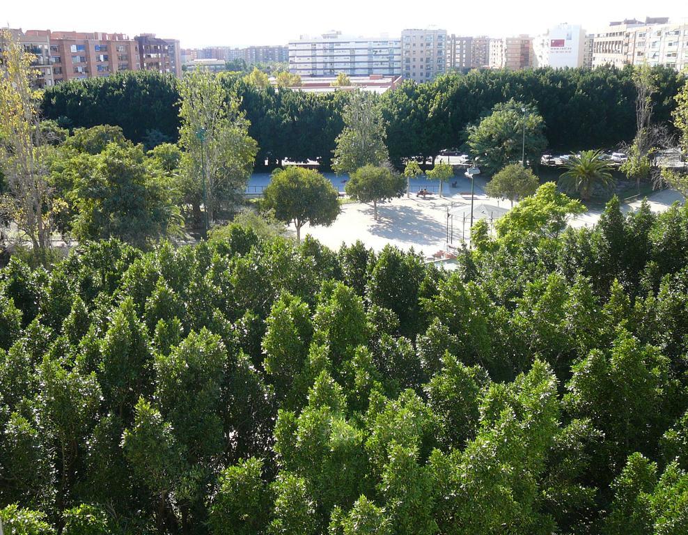 ולנסיה Apartment Monfort מראה חיצוני תמונה